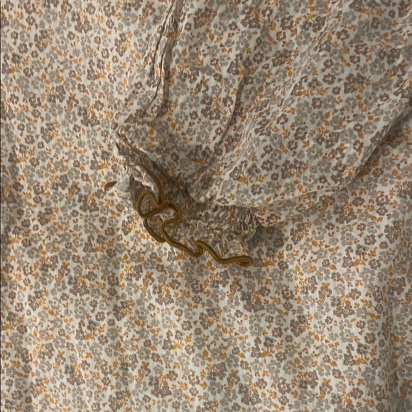 Cream Ruffled Puff Sleeve Dress - Picture 5 of 6